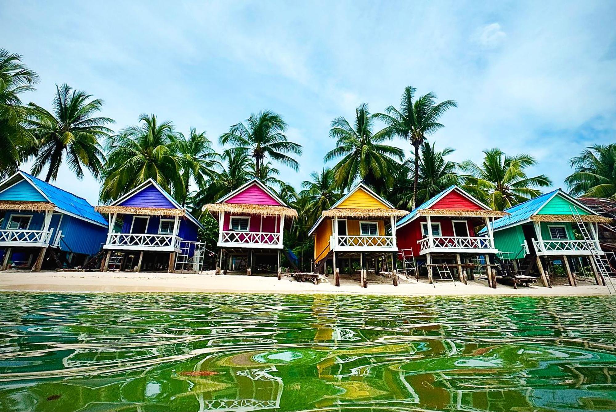 Paradiso Ocean Front Bungalows Sok San Village Exterior foto