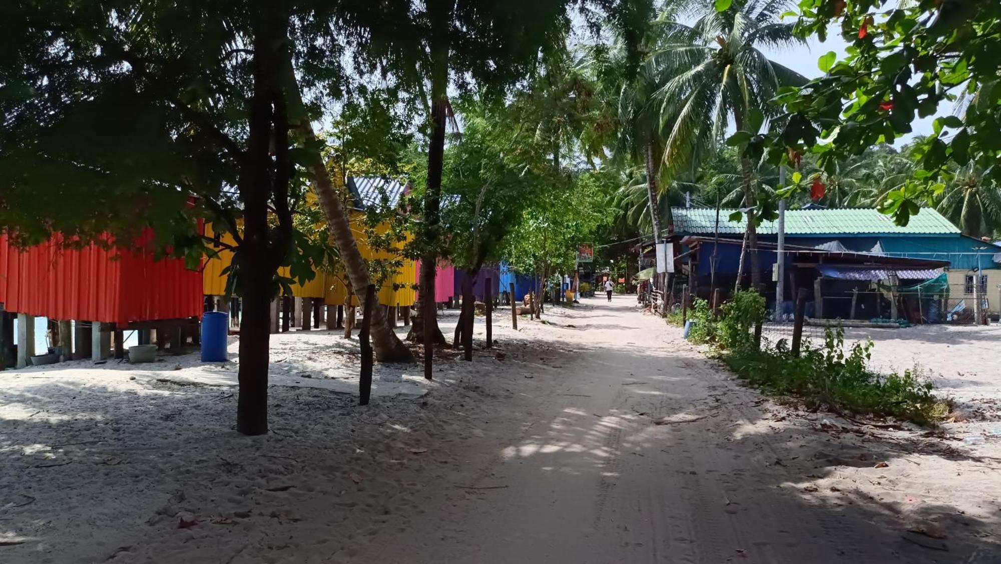 Paradiso Ocean Front Bungalows Sok San Village Exterior foto